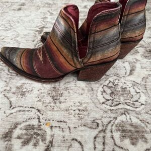Ariat Women's Brown and Tan Heeled Boots
